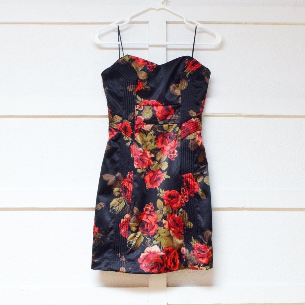 NWT GUESS Black & Red Rose Floral Satin Strapless Cocktail Mini Dress | Size S